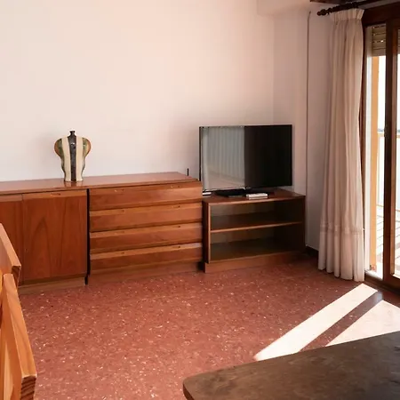 Aguamarina-A, 10º-47 Apartment *